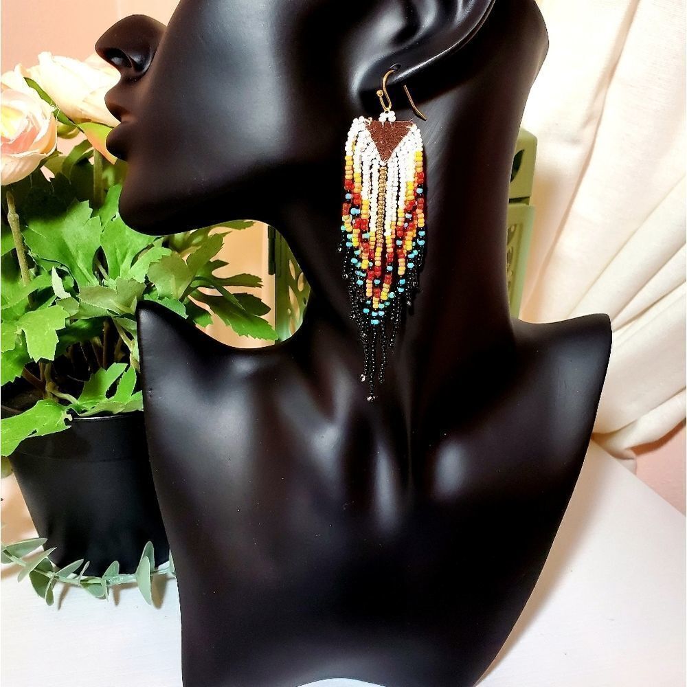𝅺FALLING Sky White Multi Seed Bead Fringe Earrings